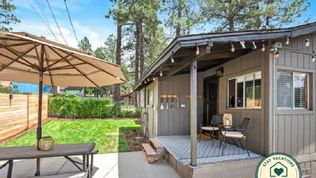 Flagstaff Forest Retreat • Hot Tub • Fire Pit • Fully Fenced Yard • Pet Friendly