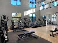 Landing Apartments West Windsor - Gym