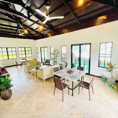 Casa G Private BeachfrontYour own private beach Hotels near Vanishing Island