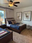 Newly renovated townhome near Town Ctr. Lone Peak views, rec room, new hot tub.