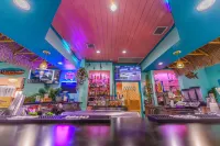 Island Oaks RV Resort