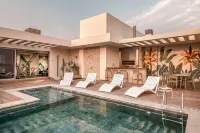 HOUZE Stay & Residences by AVA - Kolam Renang