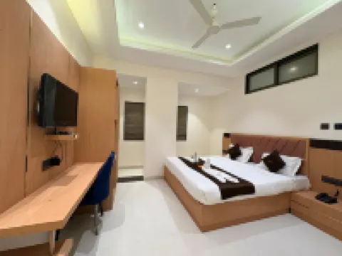 Hotel JK Palace Newly Renovate