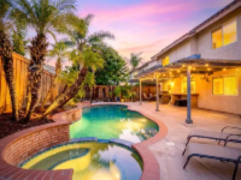 Luxury Wine Country Home With Pool Spa
