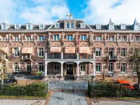 The Manor Amsterdam, Leonardo Limited Edition Hotels near AMOLF