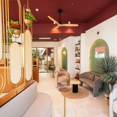 Jrose Hotel
