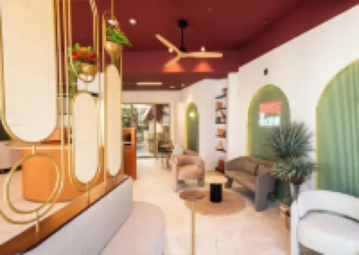 เจโรส โฮเต็ล