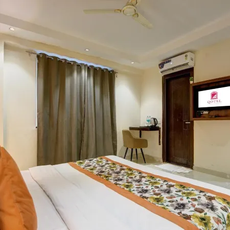 Hotel at Residency Kaushambi Couple Friendly