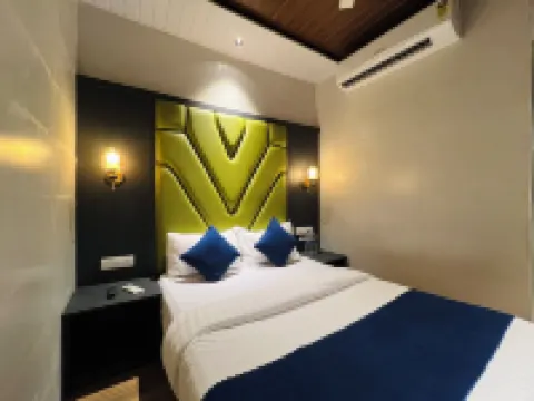 Hotel Imperial Suite Hotels near Dharavi