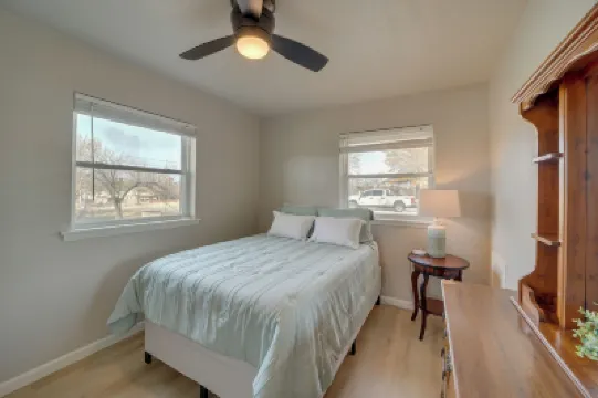 Close to Route 66! Bristow Home w/ Spacious Yard Hotels in 