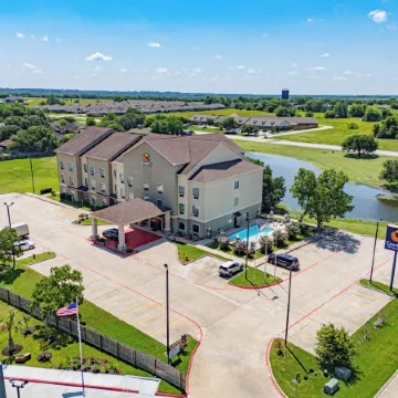 Comfort Inn & Suites Navasota