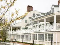 Canoe Place Inn & Cottages Hotels in Hampton Bays