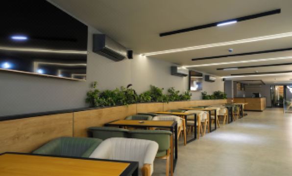 Roya Downtown Boutique Hotel