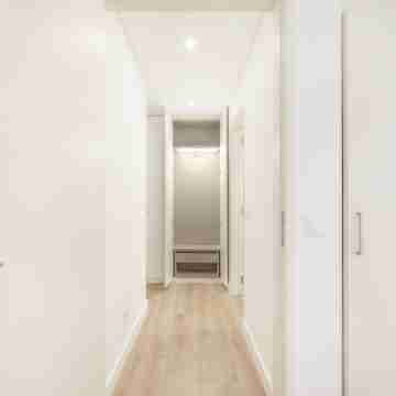 Green Apartment by Olala Homes Others