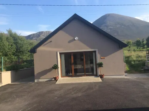 Reek View - Two Bedroom cottage