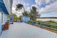 Private Beach, Deck & Grill! Siuslaw River Getaway - Wifi