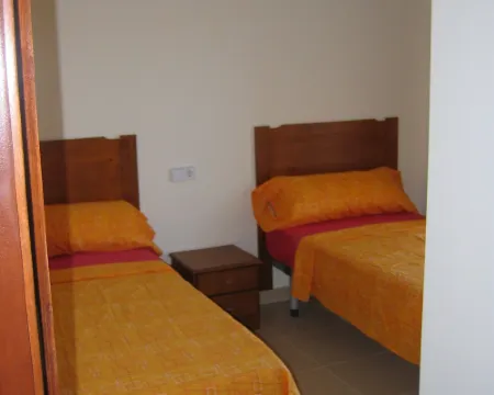 Spacious Bungalow in Quesada for 6 Hotels in Quesada