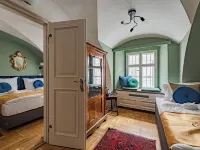 Giselle Buda Castle Hotels near Libego cable car