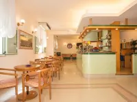 Hotel Dover Rooms & Coffee - Adults Friendly Hotel a Cervia
