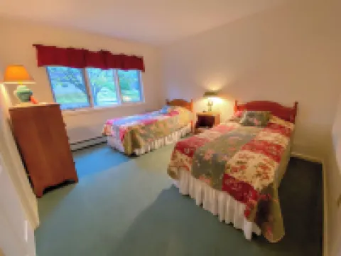 Fv28 Fairway Village Home on the Mt Washington Golf Course!