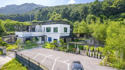 Gapyeong FS Pool Villa