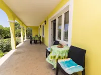 Apartment Malt Hotels in Grizane