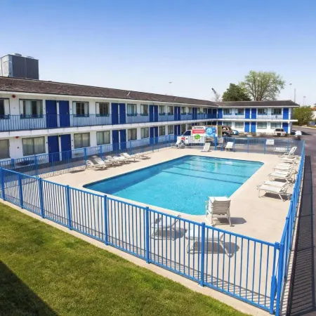 Express Inn Near Columbus Airport