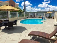Hampton Inn Waycross - Pools