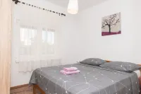 Apartment Matija - Parkering