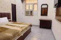 拉迪卡舒適住宿