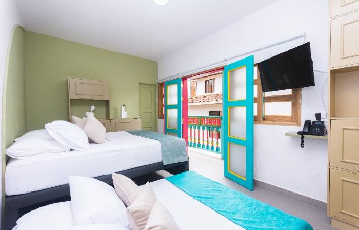 Hotel Chromatic