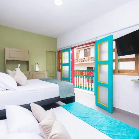 Hotel Chromatic