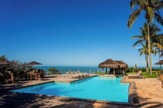 Hotel Pontal de Ubu โรงแรมใน