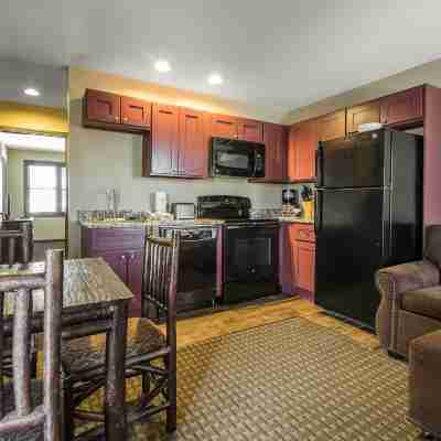 Hilton Grand Vacations Christmas Mountain Village Wisconsin Rooms