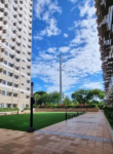 Lux 2BR Sky Condo With 24-hr Security, Fully Airconditoned & Basement Parking