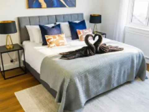 Modern Serviced Accommodation Near East Croydon Addington House-"easy Acess to Central London"