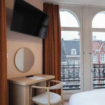 CS Hotel