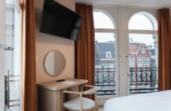 CS Hotel