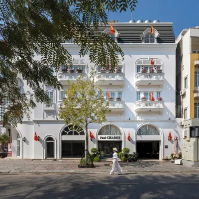 Paul Chabot Hotel 郵便局周辺のホテル