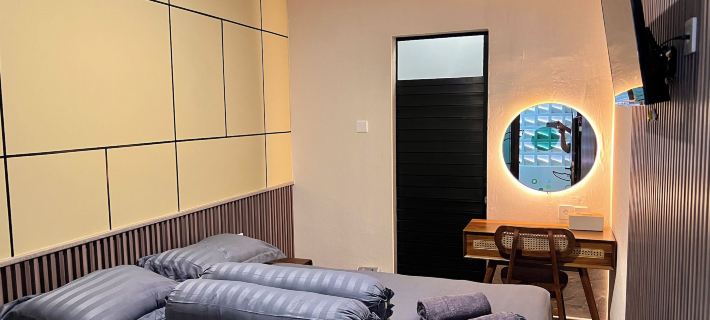 Depatuk Suite Homestay Hotels in Mantrijeron