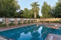 The Fern Residency Udaipur, Series by Marriott - Family