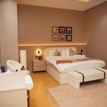 Brown Wood Hotels Отели в г. Йенагоа