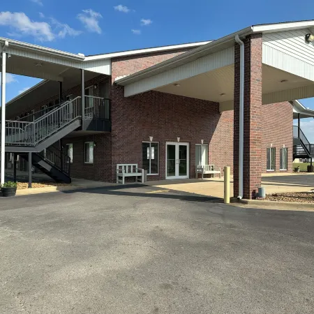 The Magnolia Hotel Searcy