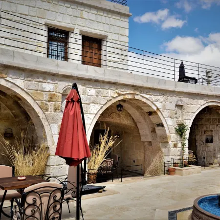 Pegas Cave Suites