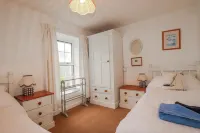 Kingfisher Cottage