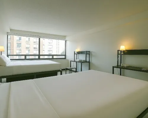 Parkside Student Residence Hotels near Maple Leaf Gardens