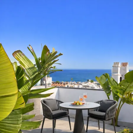 ABRIL NERJA