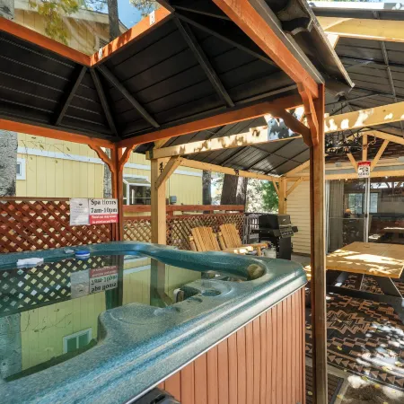 Peregrine Chalet