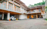 Nice Guesthouse - 2-Star