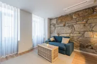 GuestReady - Crayon Walls Balcony